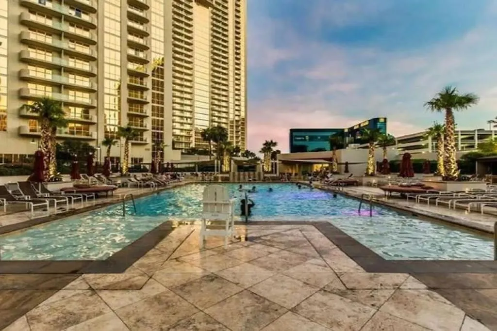 Signature Suites By Voyargo Deluxe Strip View Studios 0*, Las Vegas